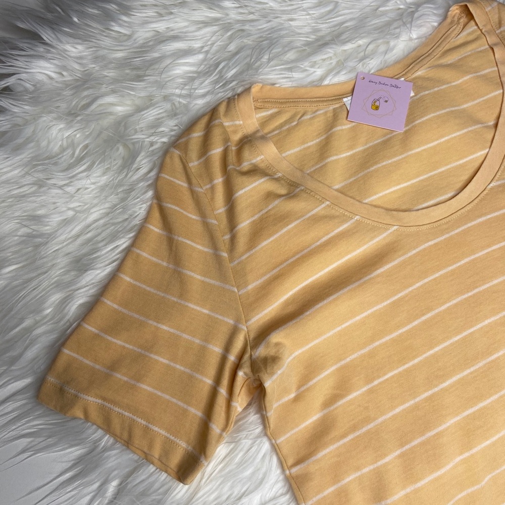 Double Zero Tee - Picture 3 of 3